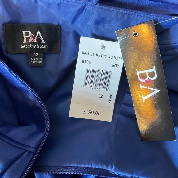 Betsy & Adam Satin High-Low Evening Gown Blue Size 12 Sleeveless Mini Train - Picture 9 of 13
